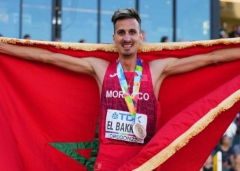 البطل سفيان البقالي يتوّج بذهبية 3000 م موانع