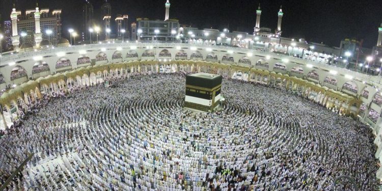 حجاج مغاربة يشيدون بالخدمات المقدمة