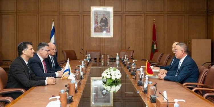 لقجع يتفق مع وزير إسرائيلي على هذا الموضوع