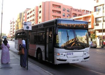 غياب وسائل النقل العمومية عن أحياء بمراكش يسائل والي الجهة