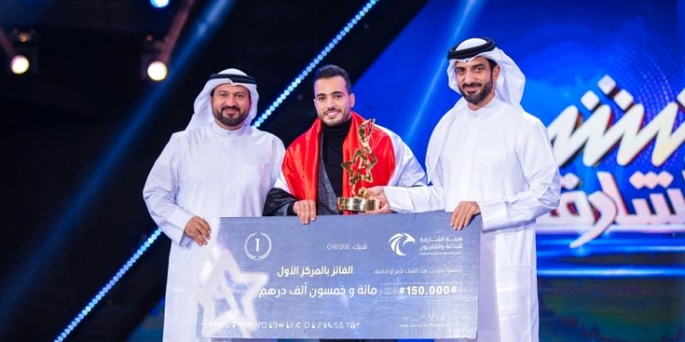 طاقم برنامج “منشد الشارقة” يحل بالمغرب 