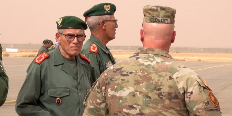 وفد عسكري مغربي يتوجه إلى إسرائيل