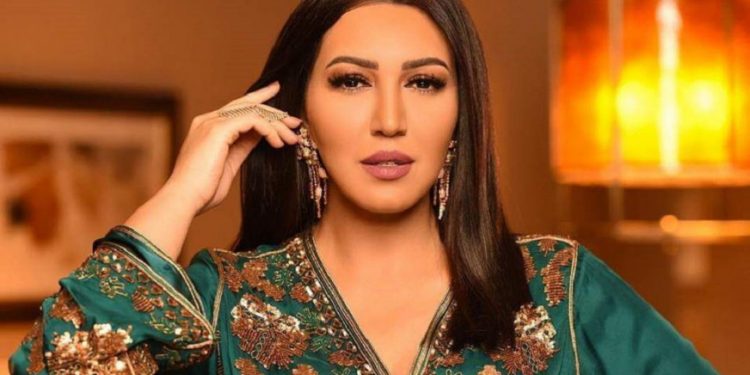 أسماء لمنور تشارك في حملة للتوعية بسرطان الثدي