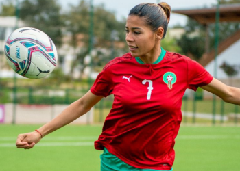 غزلان الشباك: الجائزة جات بفضل المجموعة…وهدفي دوري الأبطال والمشاركة في كأس العالم