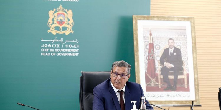 أخنوش يؤكد حرص الحكومة على ضمان استقرار أثمنة الكتب المدرسية