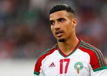 حصري.. أيت منا يدخل في مفاوضات مع نبيل درار