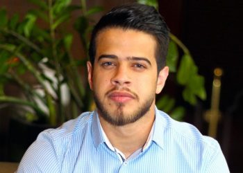 المعتزل أدهم النابلسي يكشف تفاصيل علاقته بزوجته