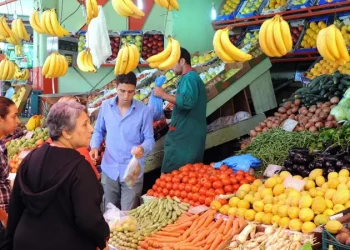 مشاهير مغاربة يطلقون هاشتاغ ” لا لغلاء الأسعار في المغرب”