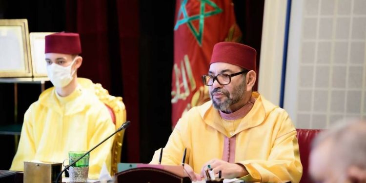 جلالة الملك يترأس مجلسا وزاريا