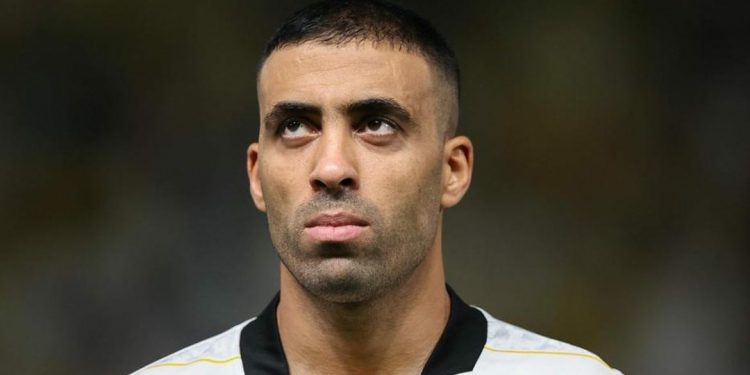 عبدالرزاق حمدالله يخلق الحدث في السعودية