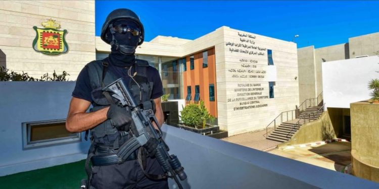 توقيف 5 موالين لتنظيم داعش بمناطق متفرقة بالمملكة