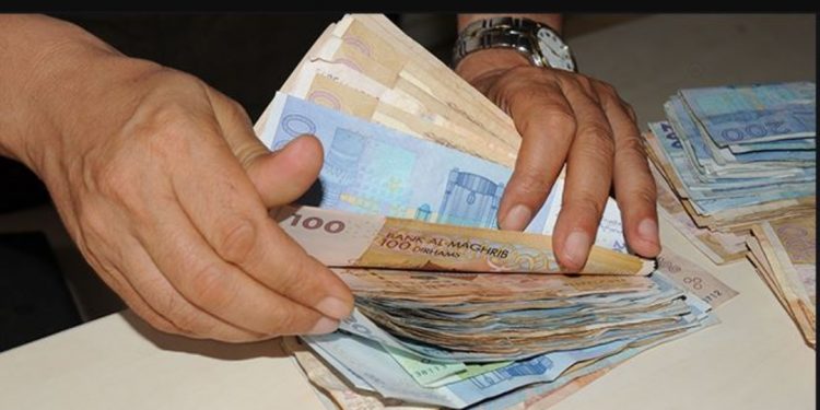 استطلاع.. 51% من المغاربة يلجؤون إلى الادخار لمواجهة حالات الطوارئ
