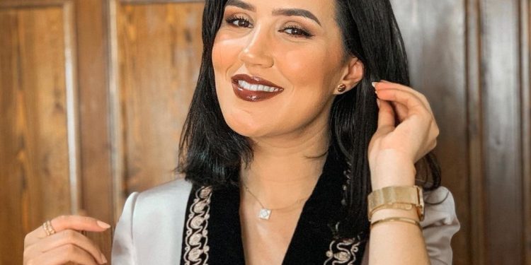 من التمثيل إلى الإستثمار.. الممثلة هند بنجبارة تطلق مشروعا خاصا بالملابس التقليدية