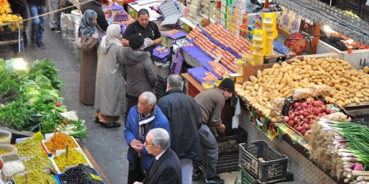 80 بالمئة من الأسر المغربية تعيش في براثن الفقر والبطالة