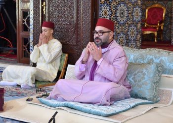 جلالة الملك يعزي أسرة الفنانة المرحومة خديجة البيضاوية