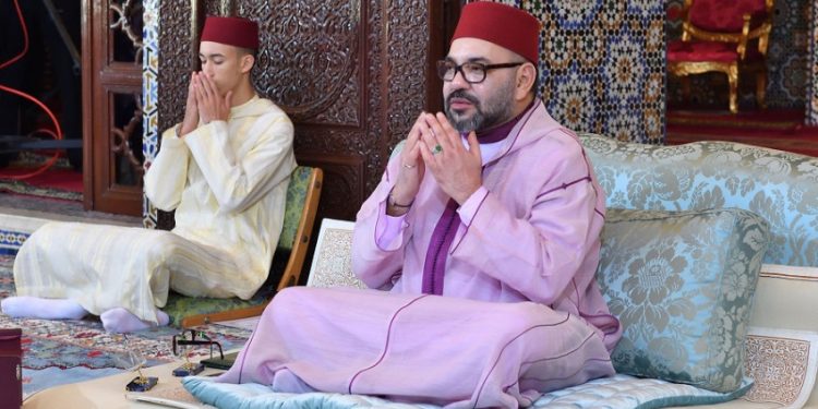 جلالة الملك يعزي أسرة الفنانة المرحومة خديجة البيضاوية