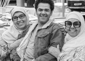 والدة جمال الدبوز تدخل عالم التمثيل من خلال فيلم سينمائي “اللعبة الجديدة”