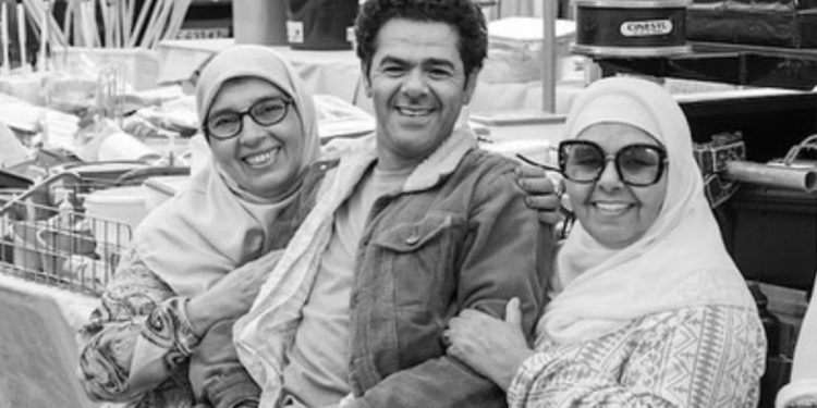 والدة جمال الدبوز تدخل عالم التمثيل من خلال فيلم سينمائي “اللعبة الجديدة”