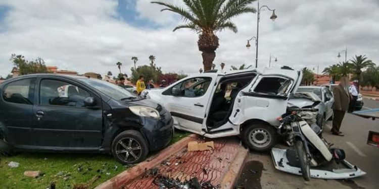 حوادث السير.. 22 قتيلا و 2085 جريحا