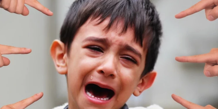 تحت شعار “اليد الممدودة”.. المجلس الثقافي البريطاني يطلق مبادرة لمكافحة التنمر