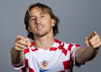 مودريتش يخطف الأنظار في تداريب المنتخب الكرواتي