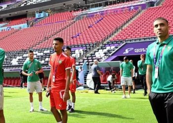 بالصور.. المنتخب الوطني يزور ملعب البيت