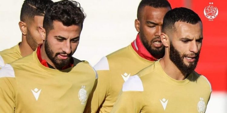 الخلفي والعلوي يشرفان على تداريب الوداد