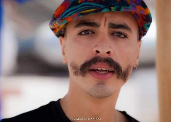 الفنان المعتزل هاشم البسطاوي ينتقد عيوش وزوجته