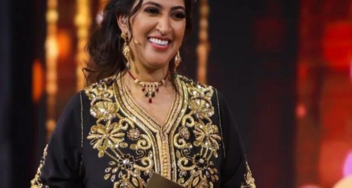 هل دنيا بوطازوت ستشرف على تقديم برنامج “ستاند آب”؟.. مدير أعمالها يوضح لـ “فلاش راديو” حقيقة ذلك