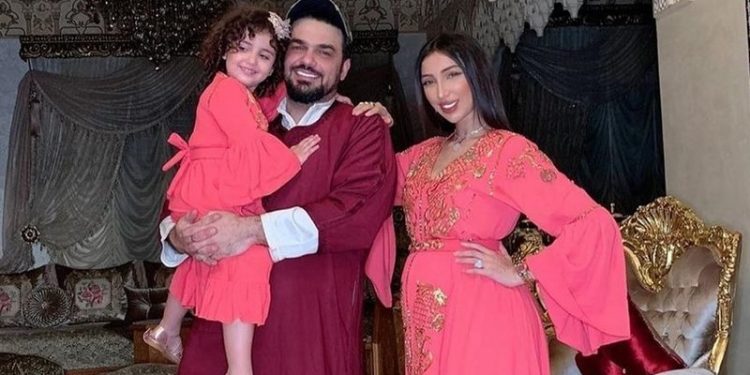 محمد الترك يوجه اعتذار لابنته
