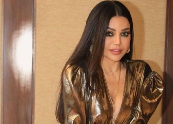 هيفاء وهبي تخطف الأنظار في أحدث ظهور لها