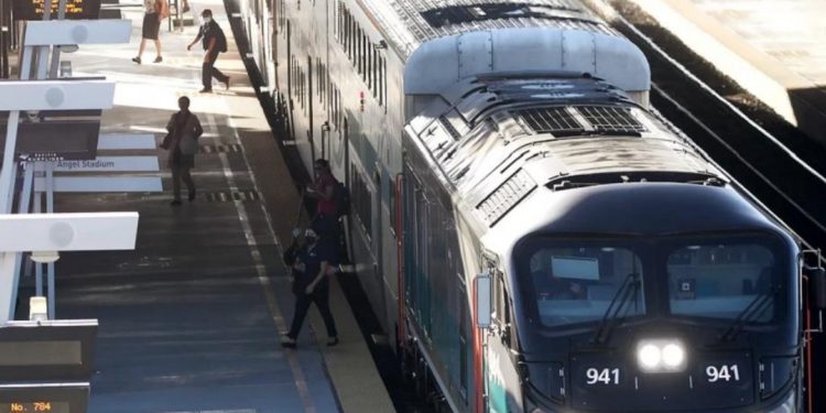الولايات المتحدة.. بايدن يوقع قانونا لمنع إضراب قطاع السكك الحديدية