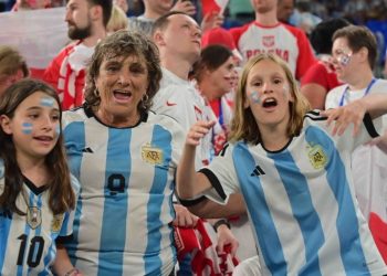 مونديال قطر.. 2,45 مليون مشجع في دور المجموعات
