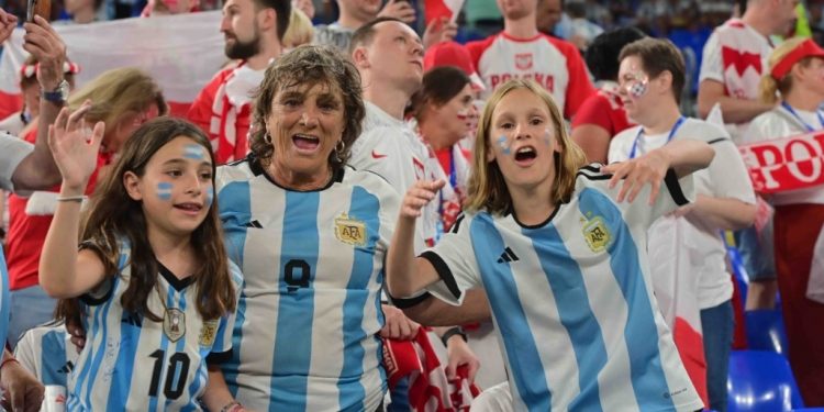 مونديال قطر.. 2,45 مليون مشجع في دور المجموعات