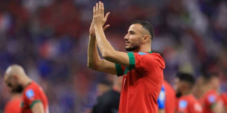 رومان سايس يطالب بعدم التدخل في حياته الخاصة