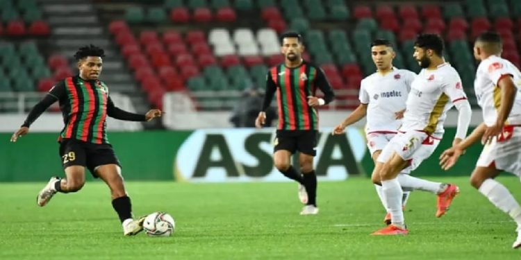 الكلاسيكو.. صراع على صدارة البطولة الاحترافية !