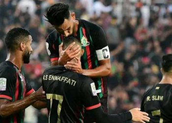الزعيم يحسم “الكلاسيكو” وينفرد بصدارة البطولة الاحترافية