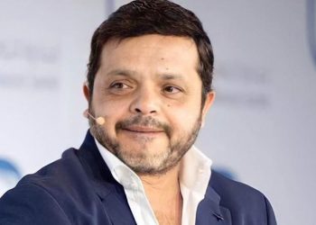 هنيدي يحذر جمهوره من تشجيع المنتخب المغربي