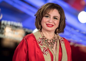 إلهام شاهين تعبر عن دعمعا للمنتخب المغربي وتتمنى أن يكون الكأس مغربيا
