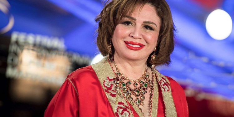 إلهام شاهين تعبر عن دعمعا للمنتخب المغربي وتتمنى أن يكون الكأس مغربيا