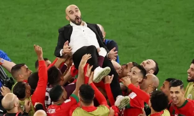 فنانون مغاربة يهنئون “أسود الأطلس” بعد فوزهم على المنتخب الإسباني