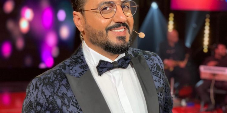 رشيد العلالي يحصد على جائزة أفضل إعلامي عربي لسنة2022