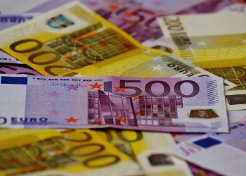 ارتفاع قيمة الأورو  لأعلى مستوياتها منذ شهر يونيو