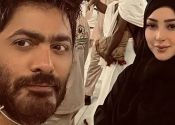 بسمة بوسيل تؤدي مناسك العمرة رفقة زوجها تامر حسني
