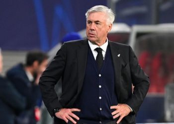 تصريحات أنشيلوتي مدرب ريال مدريد بعد السقوط أمام فياريال تُثير غضب جماهير النادي “الملكي”