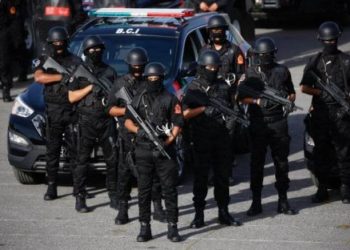 طنجة ..إيقاف شخص بحوزته أجهزة إلكترونية تستعمل في الغش المدرسي