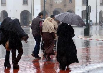 أمطار قوية وعاصفة ثلجية بالمغرب
