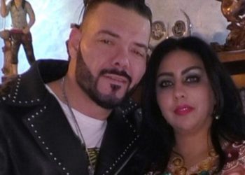 عادل الميلودي ينشر صور خروج زوجته من السجن