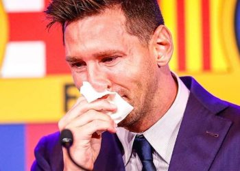 تشافي يكشف موقفه من عودة ميسي إلى برشلونة