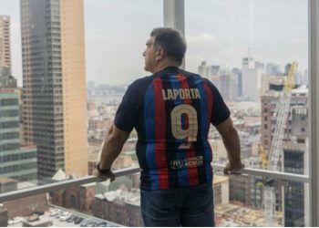 صحفي إسباني كيتاهم لابورتا بأنو كيتعاطى المخدرات